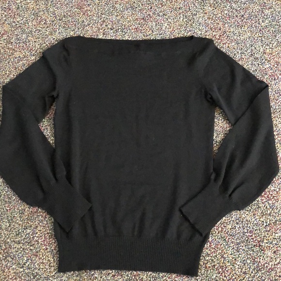 Theory Sweaters - Theory size medium wool blend sweater.